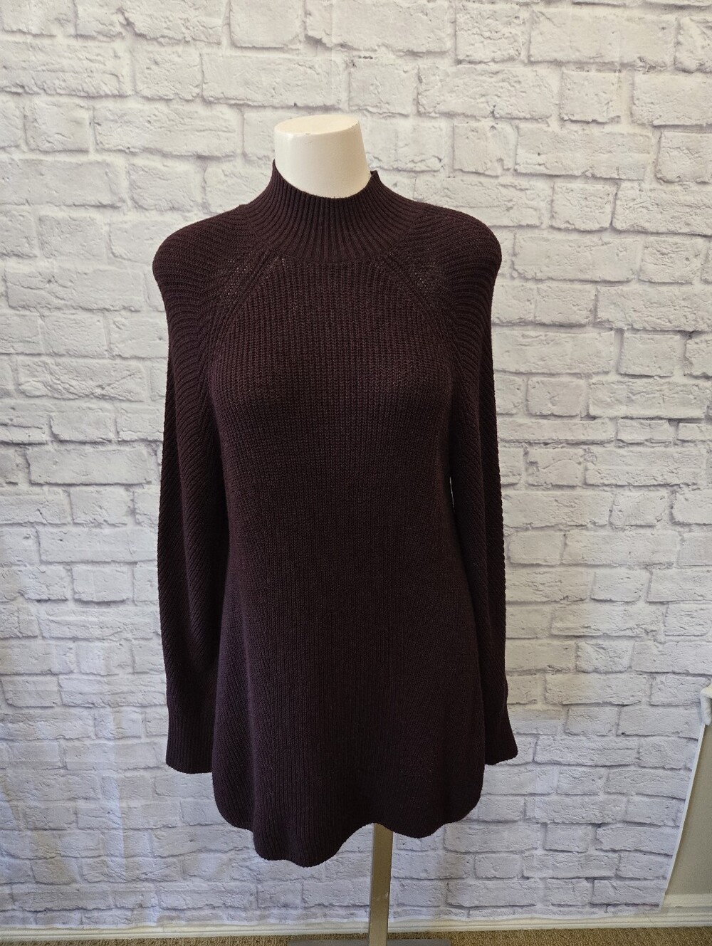 MTL 1980 Burgundy Mock Neck Knit Tunic Sweater Size 1X - Picture 2 of 6